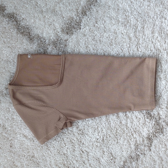 Hollister Ribbed Square-Neck Baby Tee - Small - Picture 4 of 4